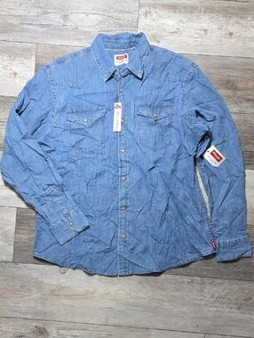 Wrangler | Light Weight Slim Untuck Fit Western Button-down Pearl Snap Shirt NWT